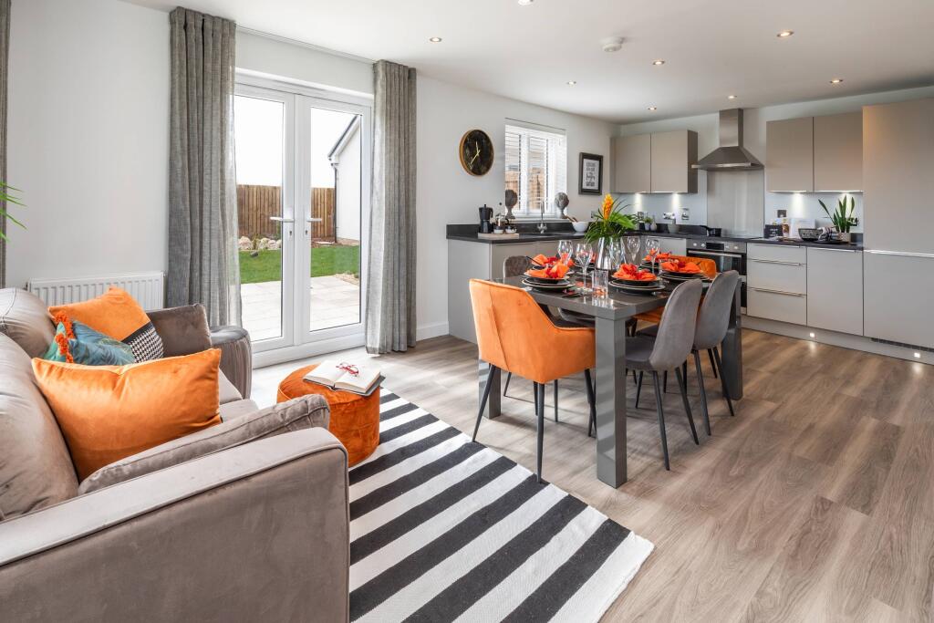 House in Winchburgh, Niddry - View 4