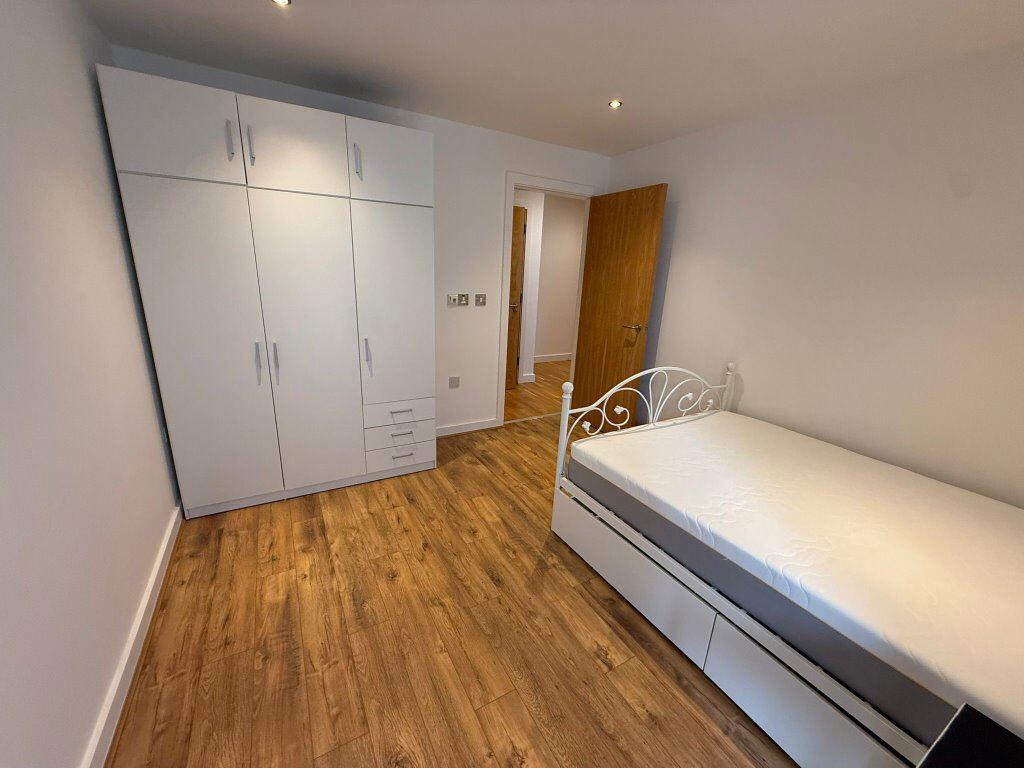 Apartment in Salford, MediaCityUK - View 5