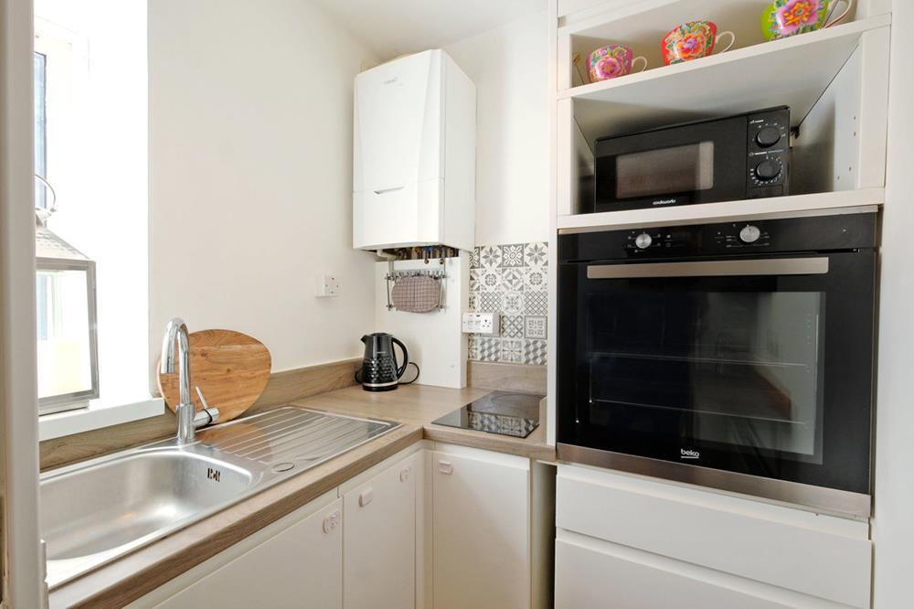 Eden Place, Flat C, photo 3