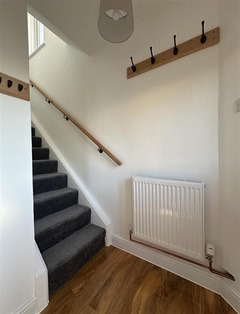 Ladyfield Road, Chippenham photo 3