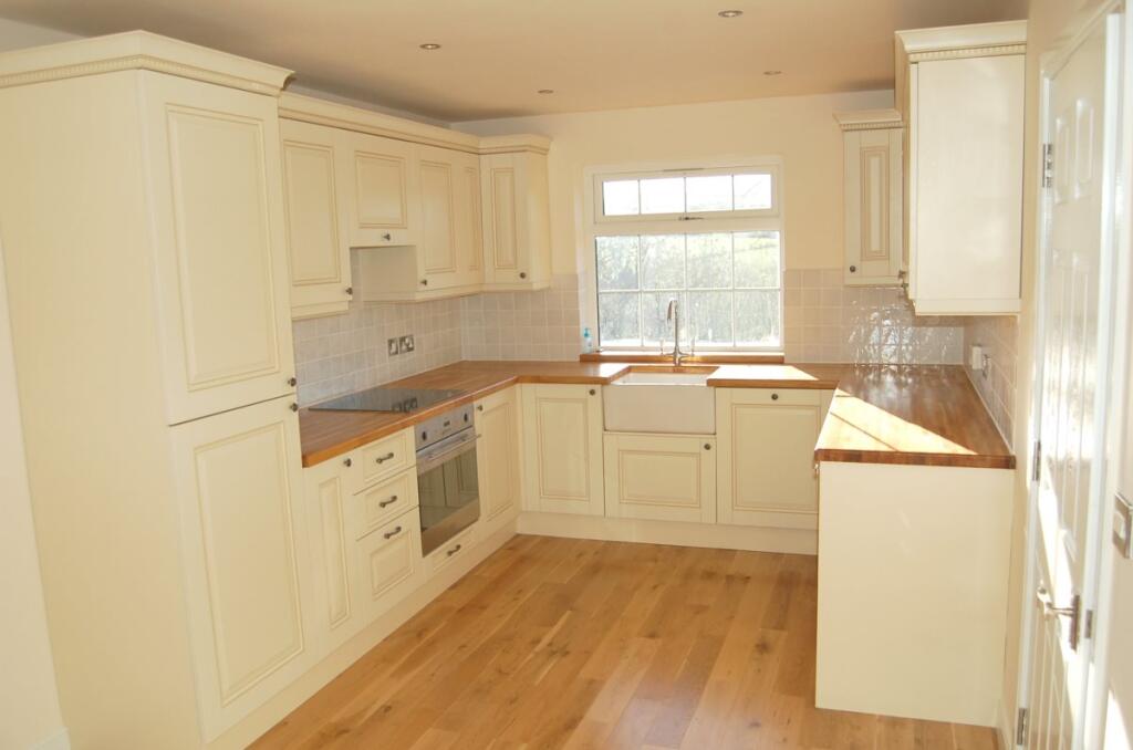 Main image of property: Rosemead, Penistone