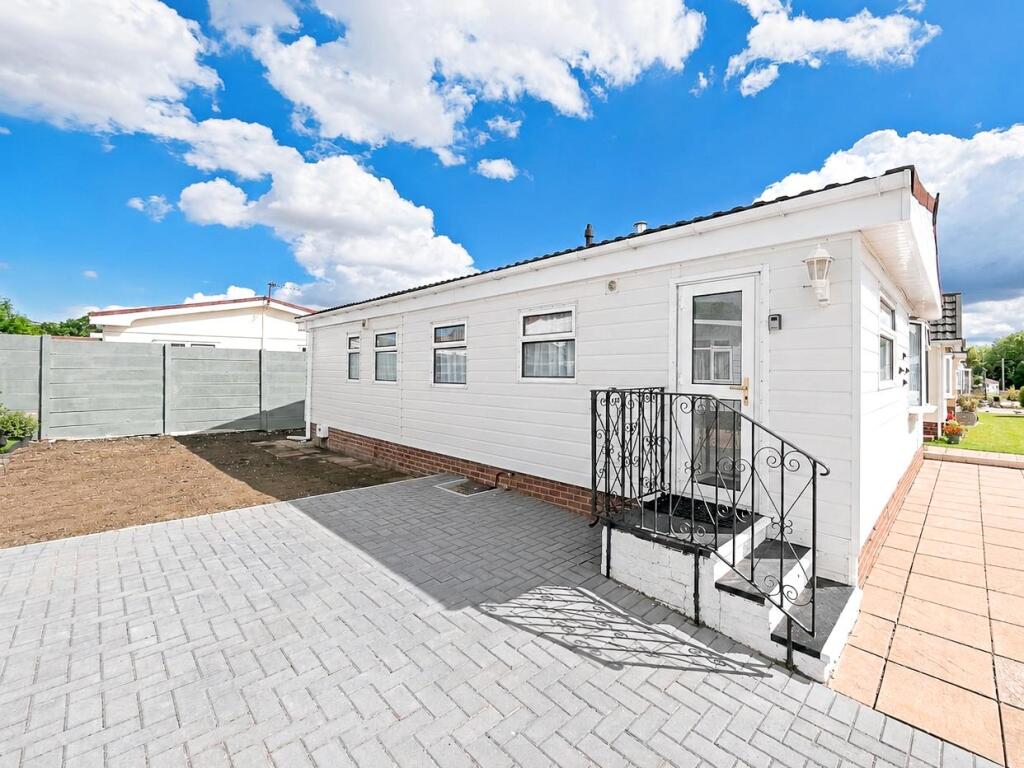 Main image of property: Dengrove Park, Shalloak Road, Canterbury