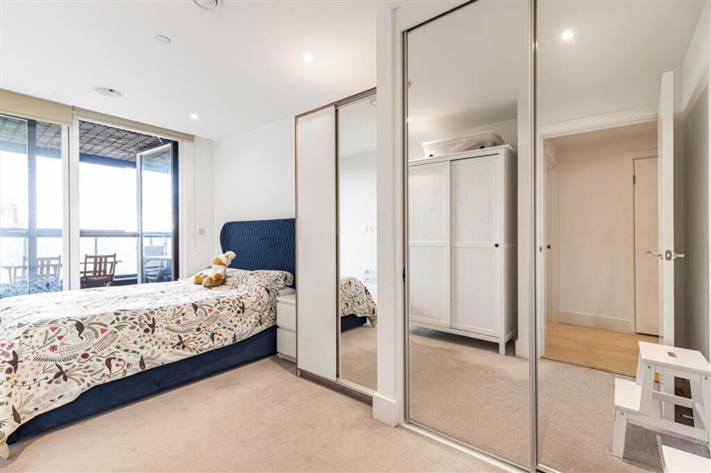 Apartment in London - View 5