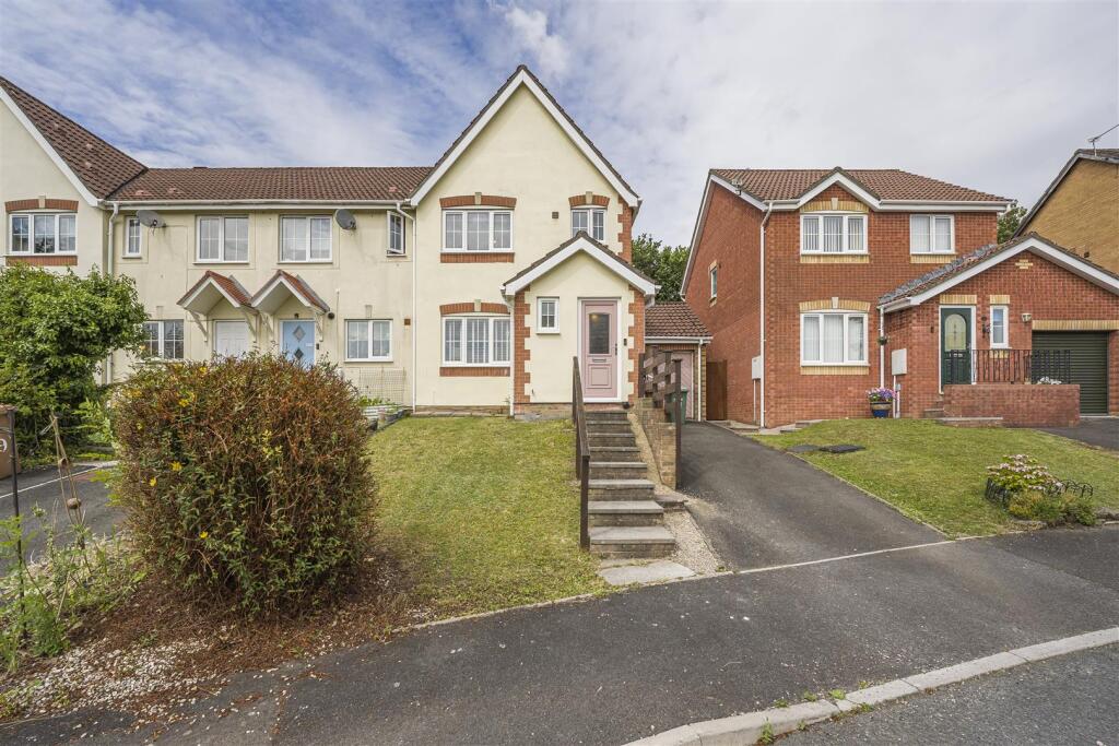 Main image of property: Derwyn Las, Bedwas, Caerphilly