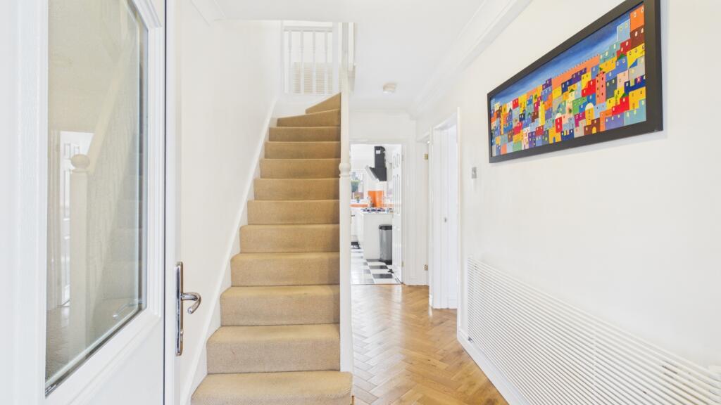 House in Sutton Coldfield, Muffin's Den, Mere Grreen - View 5