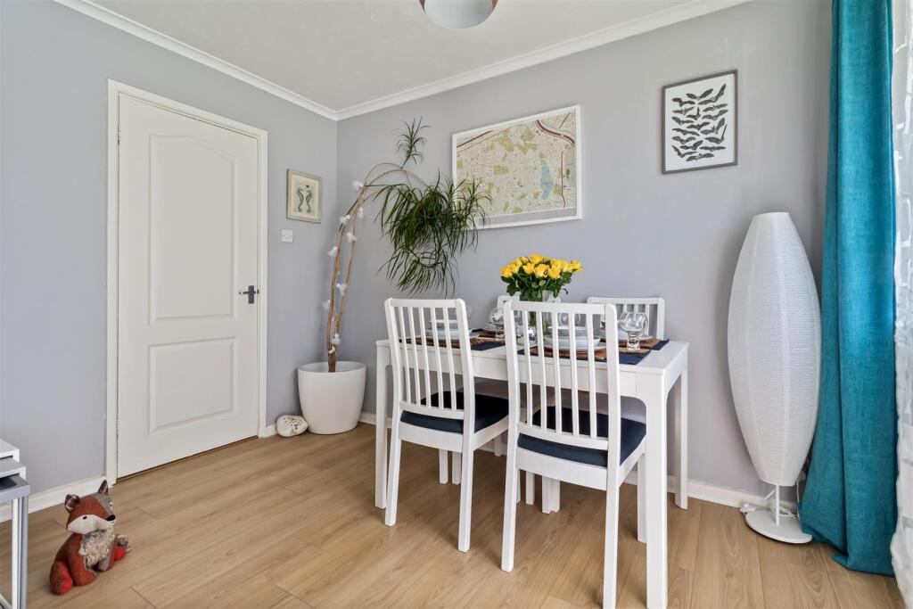 Apartment in Brighton - More