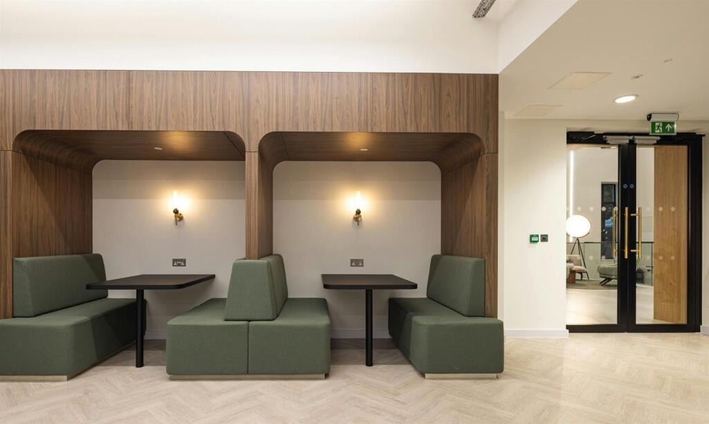 Club Lounge