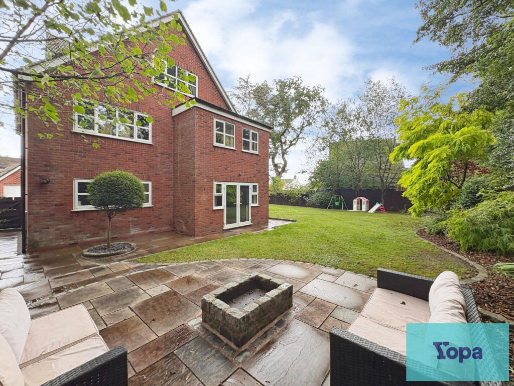 House in Stafford, Fulford - View 4
