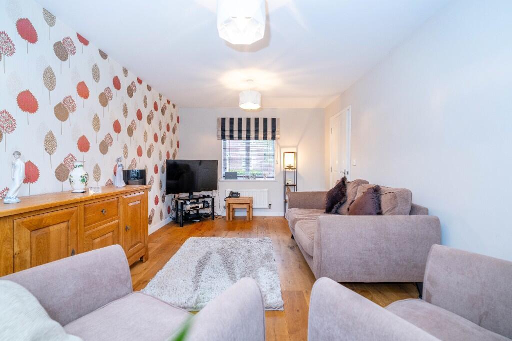 Charter Avenue, Market Deeping, PE6 photo 2
