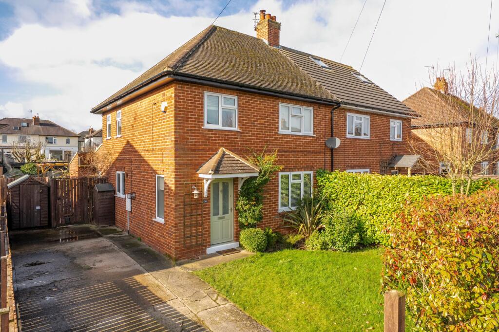 3-bed semi-detached on Ash Road, Harrogate, HG2, £425,000