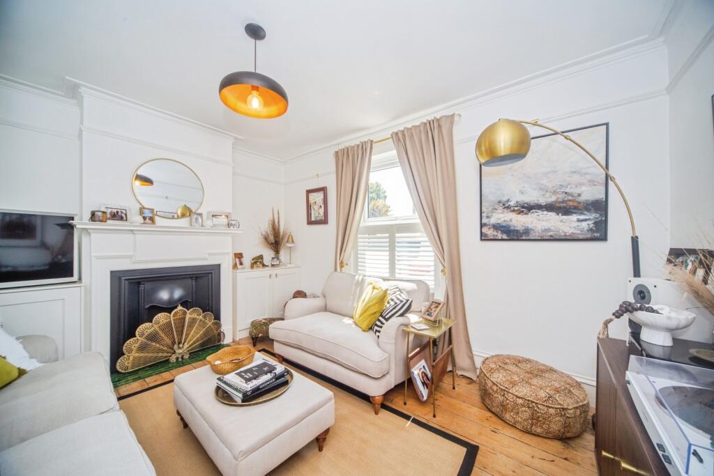 House in Southampton - View 5