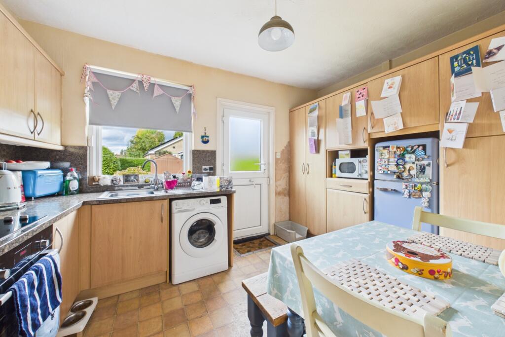 House in Sheffield, South Yorkshire - View 4