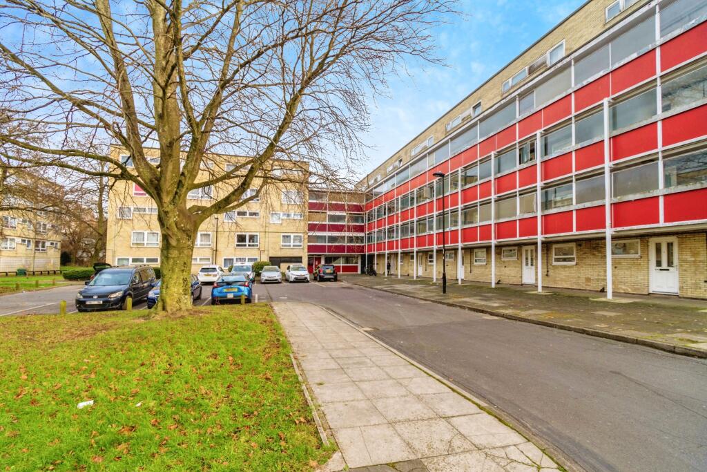 Main image of property: Golden Grove, Southampton, Hampshire, SO14