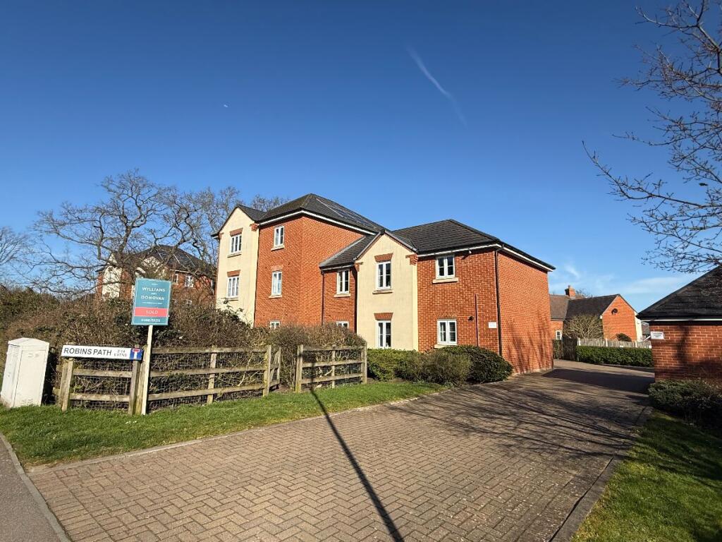 Main image of property: Robins Path, Benfleet