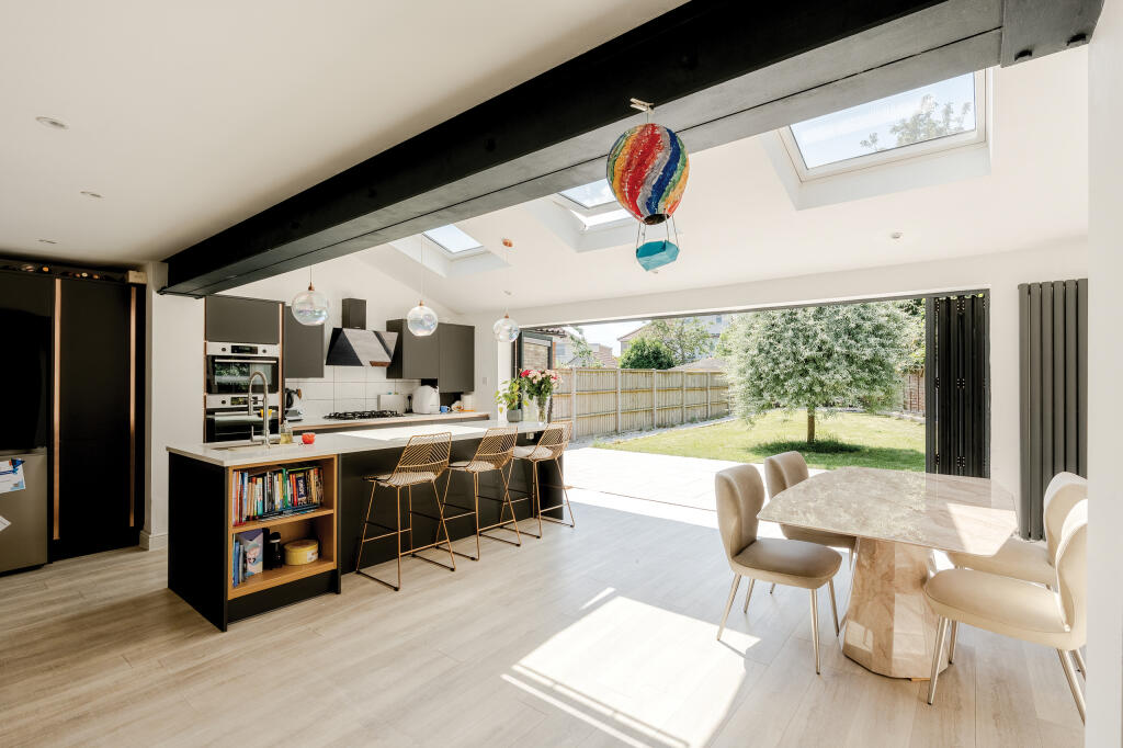 Biddestone Road, Horfield, Bristol photo 4