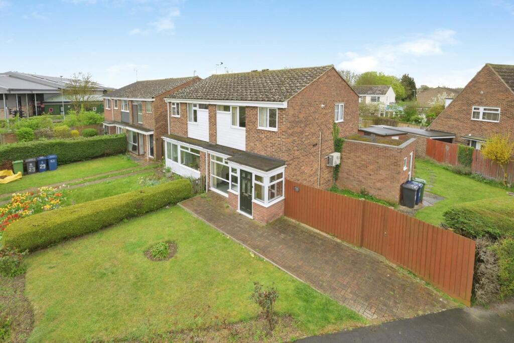 Main image of property: Parlour Close, Histon, Cambridgeshire, CB24