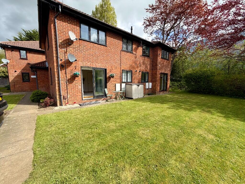 Main image of property: Holme Place, Hemel Hempstead, Hertfordshire, HP2
