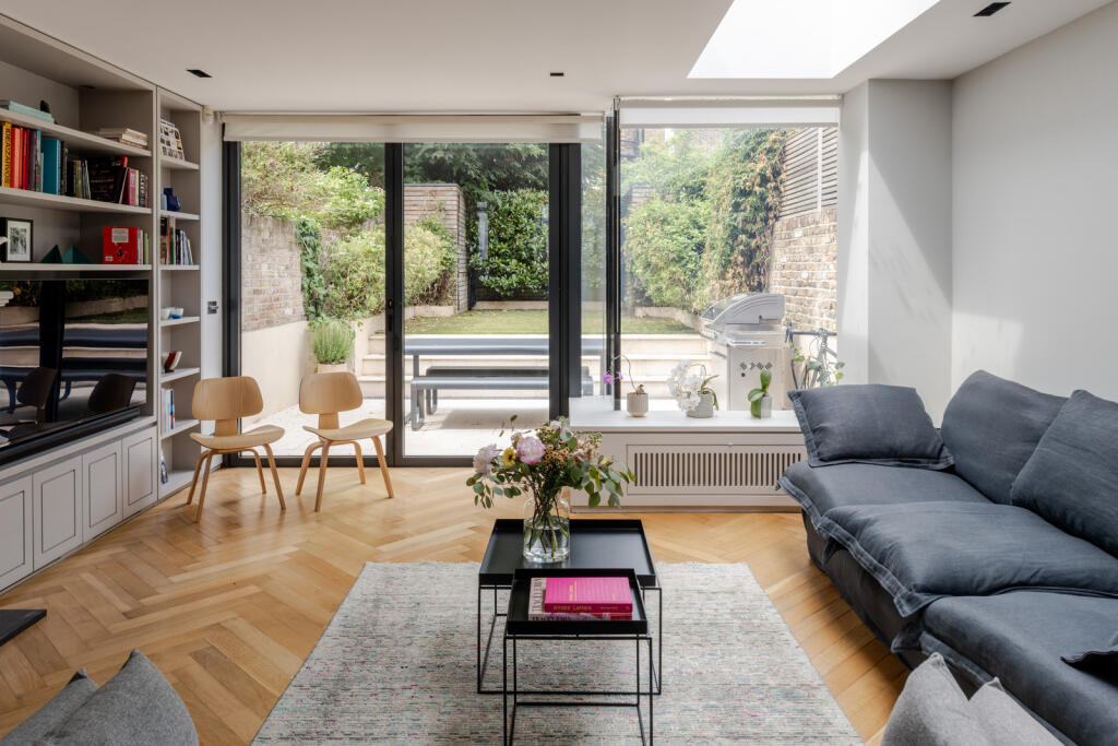 Main image of property: Chetwynd Road, London NW5