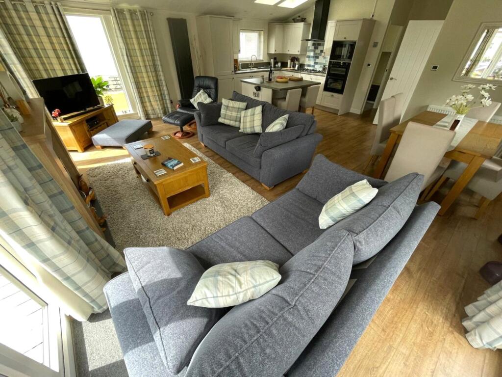 Ferry Lane, Higher Ferry, Chester, Flintshire, CH1 - View 2