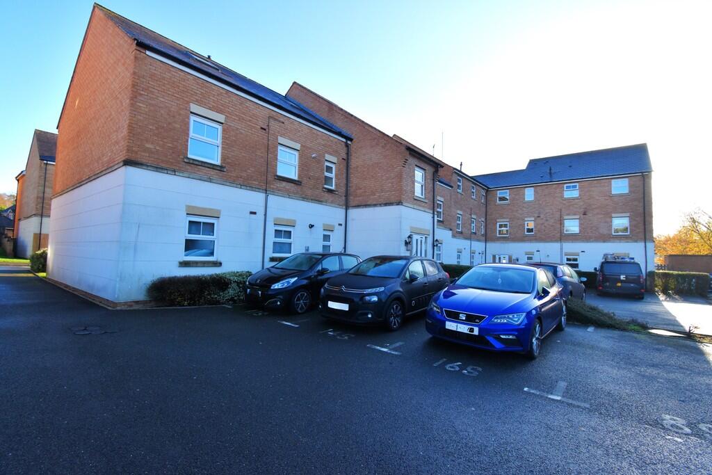 Rugby, Warwickshire photo 2