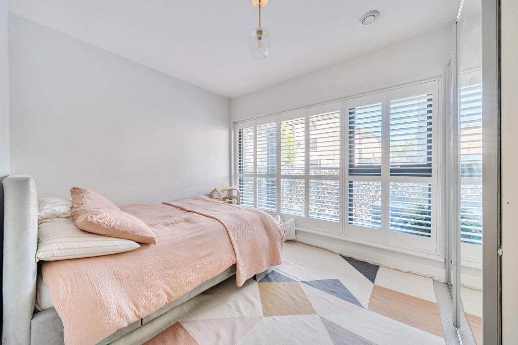 Apartment in Tonbridge - More