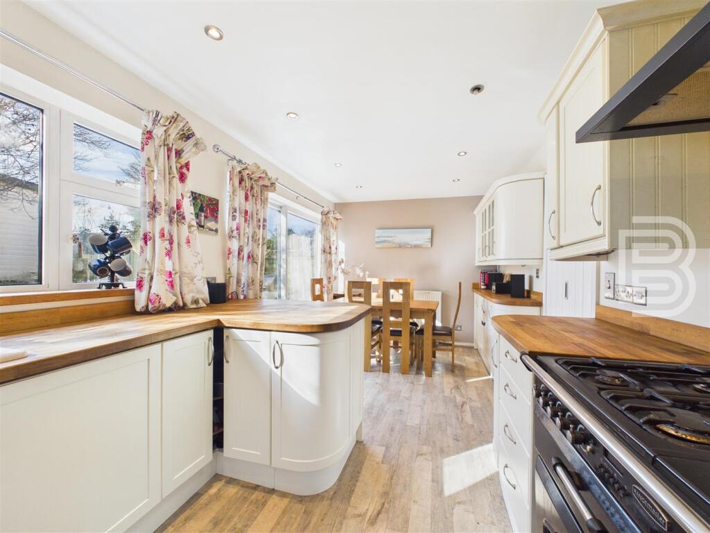 Anson Close, Rugby photo 2