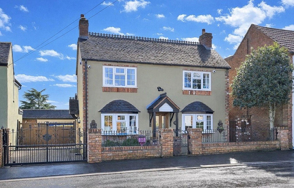 Main image of property: Chase Road, Burntwood, WS7 0EB