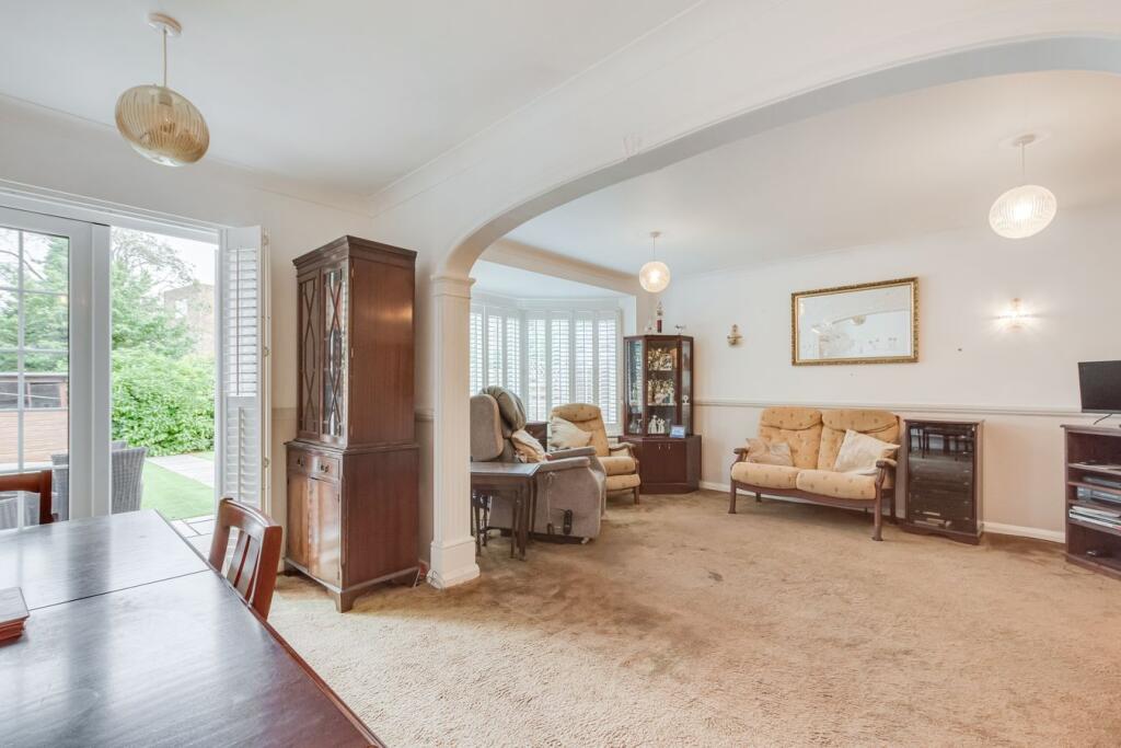 House in London - View 5