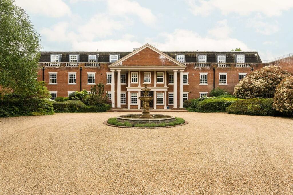 Main image of property: Molesey Park Road, East Molesey