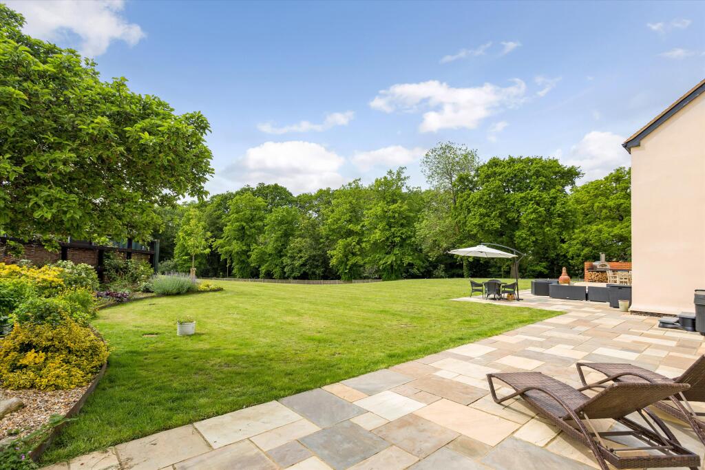 Sulhamstead Road, Burghfield, Reading, Berkshire RG30 - View 4