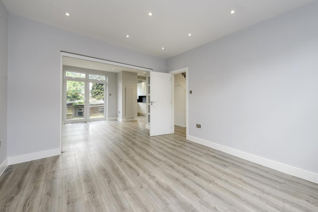 Main image of property: Courthouse Gardens, West Finchley, N3