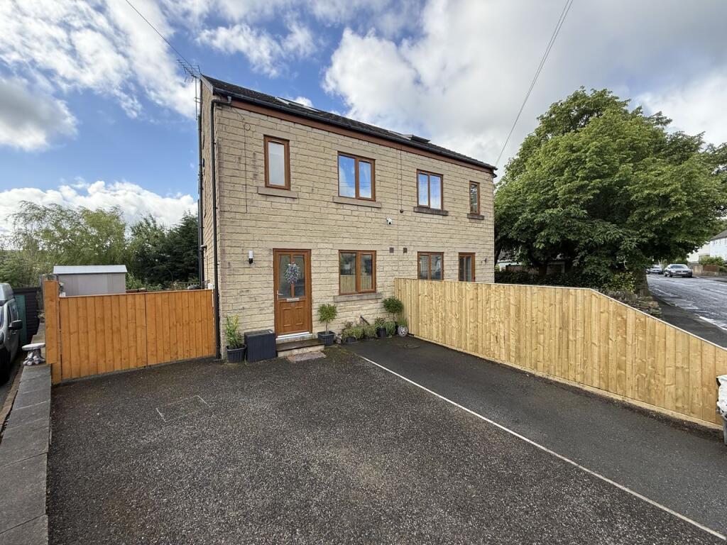 Main image of property: 10 Moor Bottom Road, Halifax, HX2 9SR