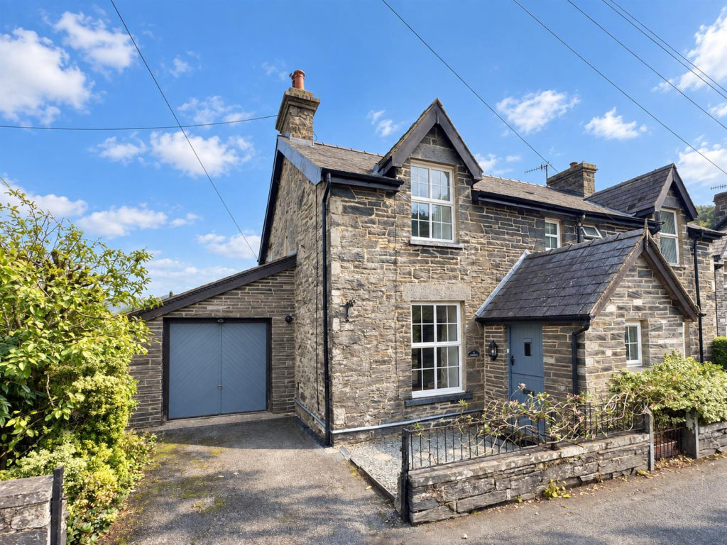 Main image of property: Dolydd Terrace, Betws-Y-Coed