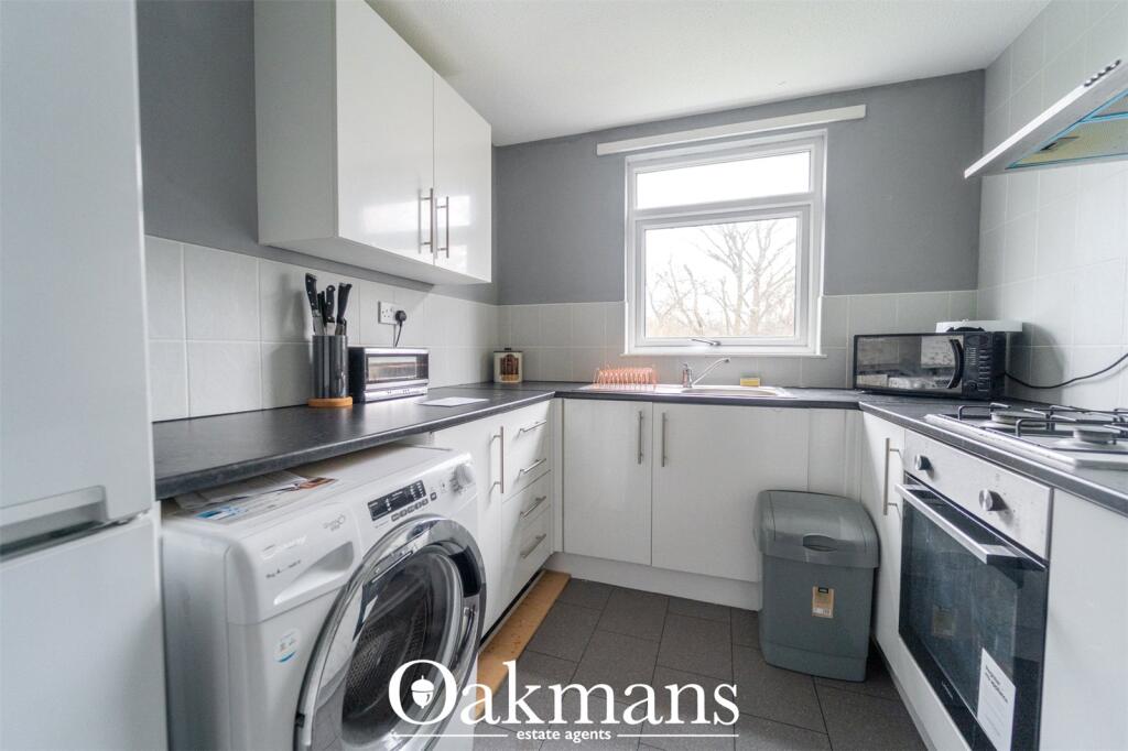 Lynfield Close, Birmingham, B38 photo 4