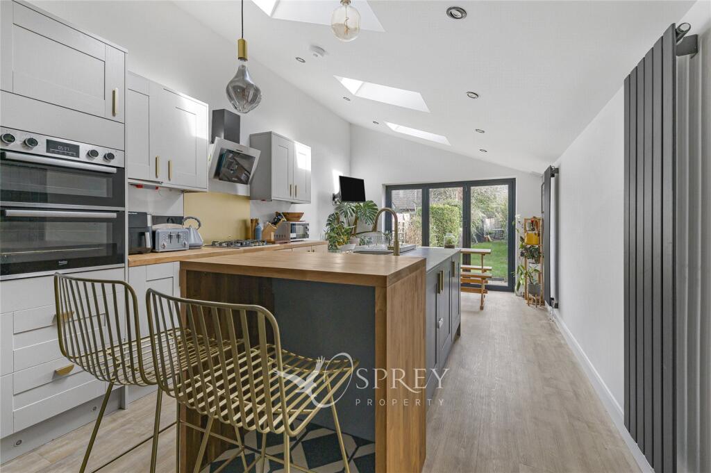 East Road, Oundle, Northamptonshire, PE8 photo 4
