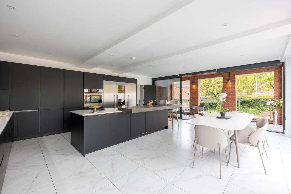 Walnut House, 70A Middlecave Road, Malton, North Yorkshire - View 6