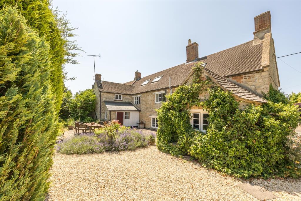Main image of property: Troy Lane, Kirtlington