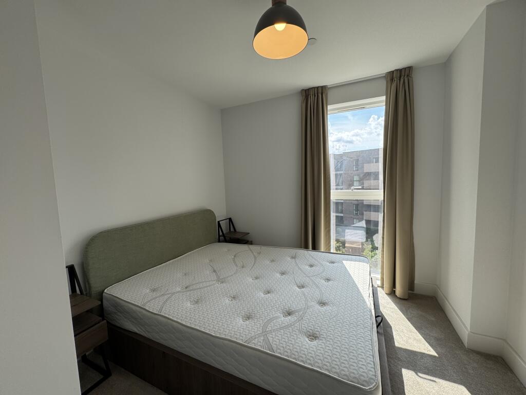 Apartment in Reading - More