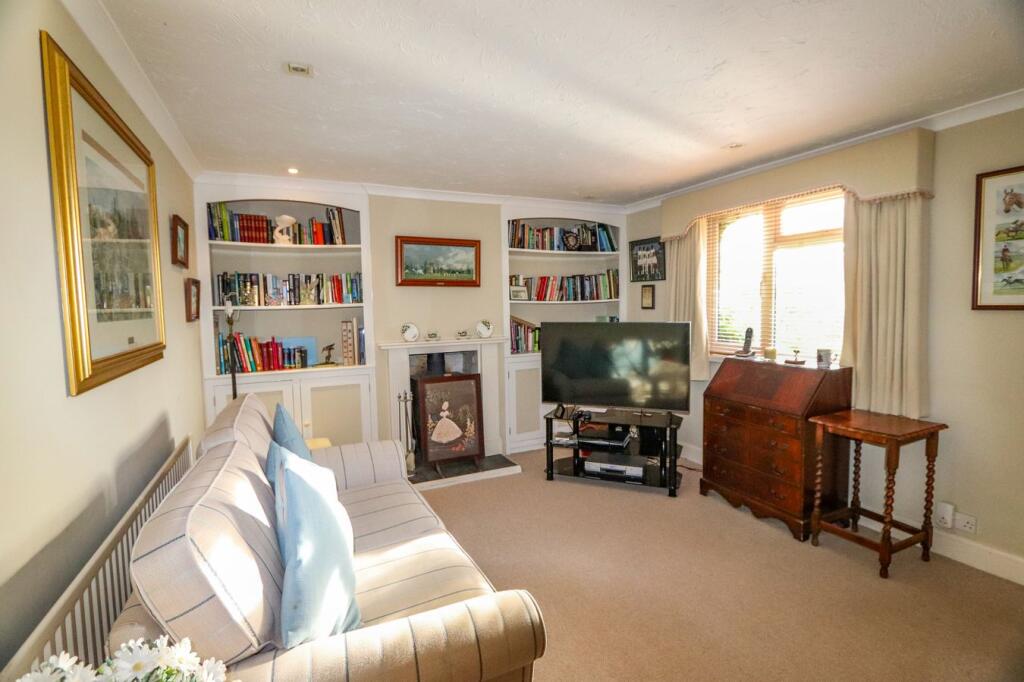 House in Tonbridge - View 3