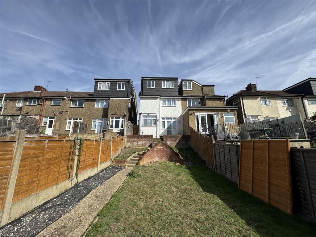 House in London - View 4