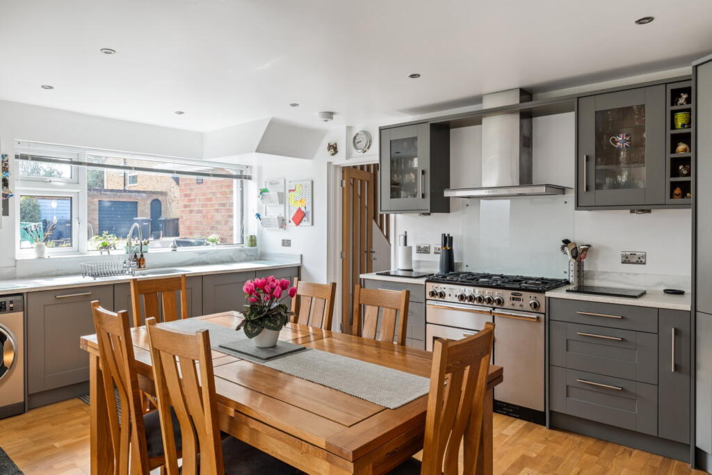 House in Tonbridge - View 3
