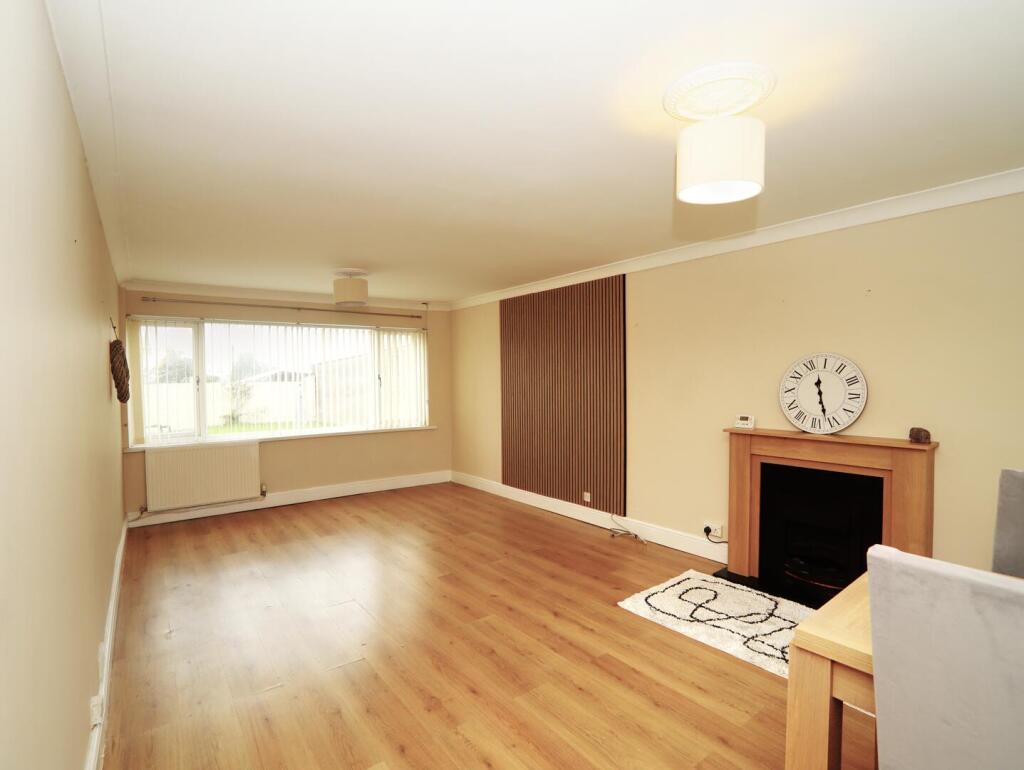 Moorland Crescent, Beddau, Pontypridd photo 4