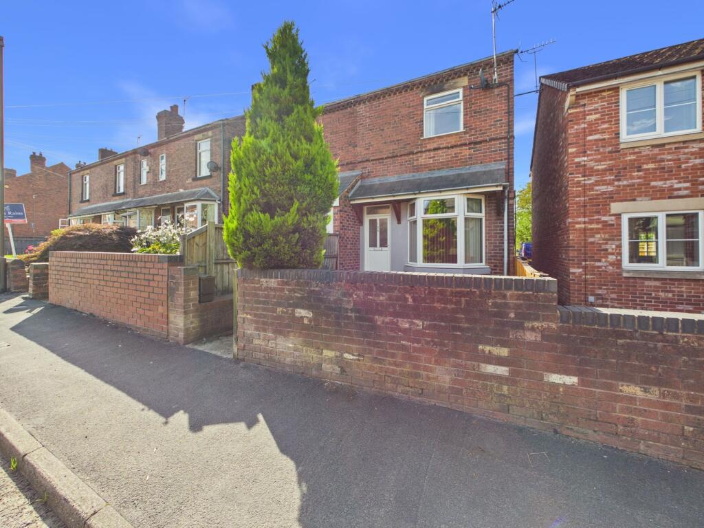 Station Road, North Wingfield, S42 photo 2