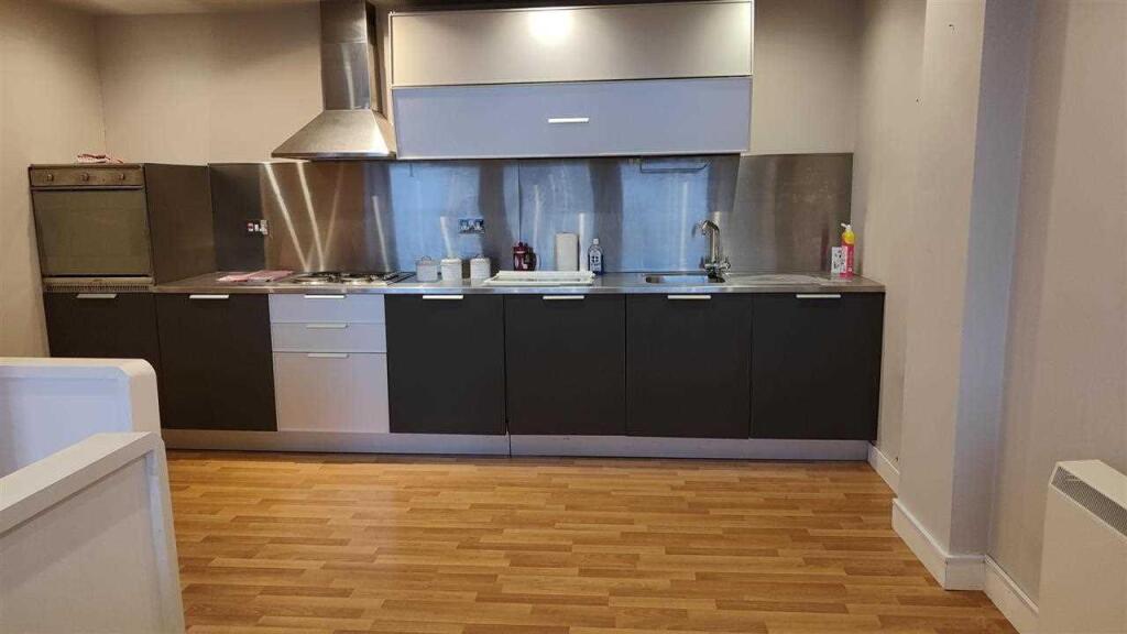 Apartment in Leicester - View 3