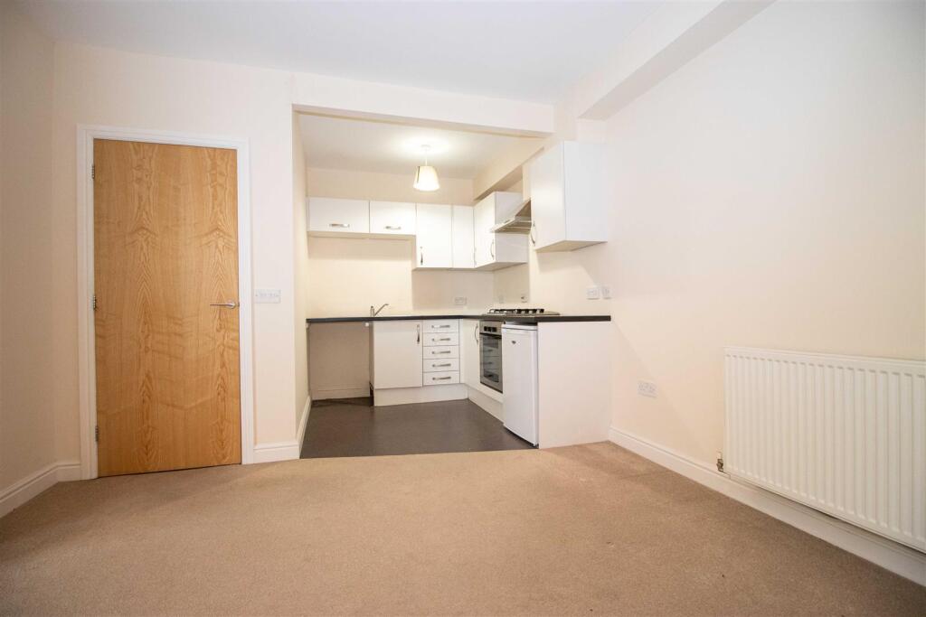 Apartment in Carlisle - View 4
