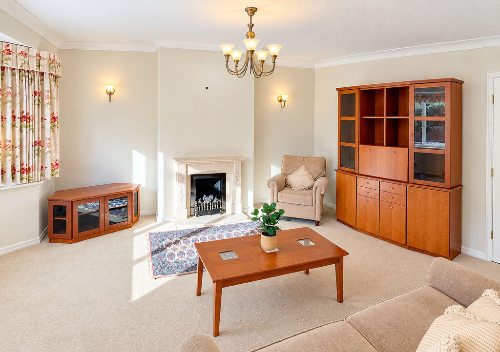 House in Chilworth, St. Martha - View 5