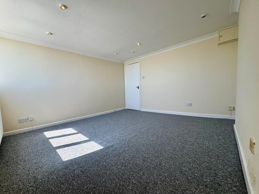 Apartment in Hastings, Old Town - More