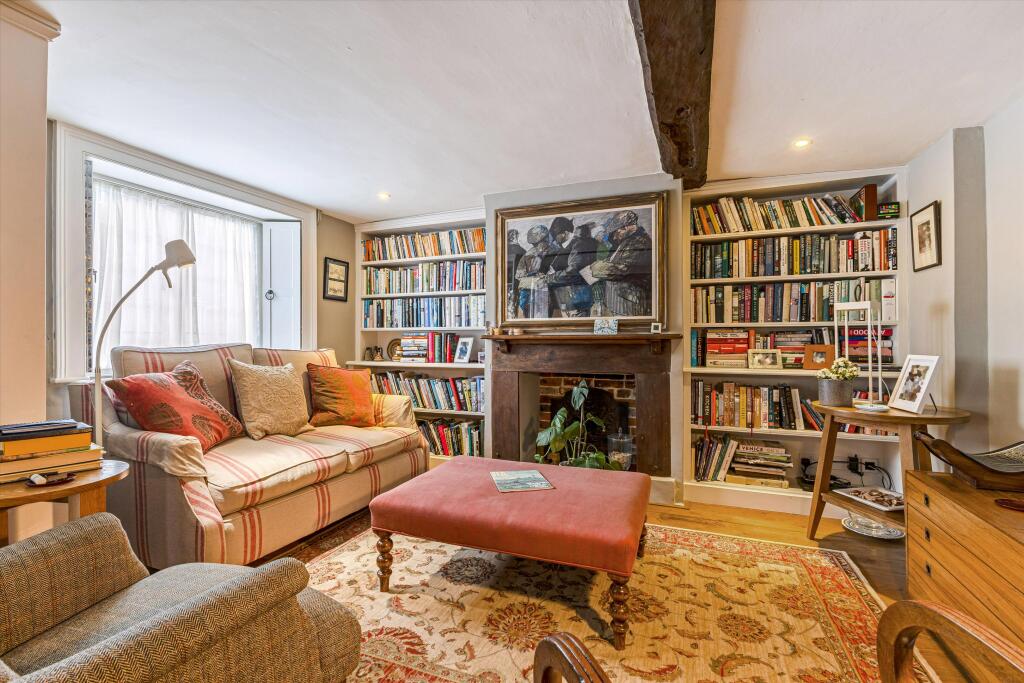 House in Hart, Odiham - View 3