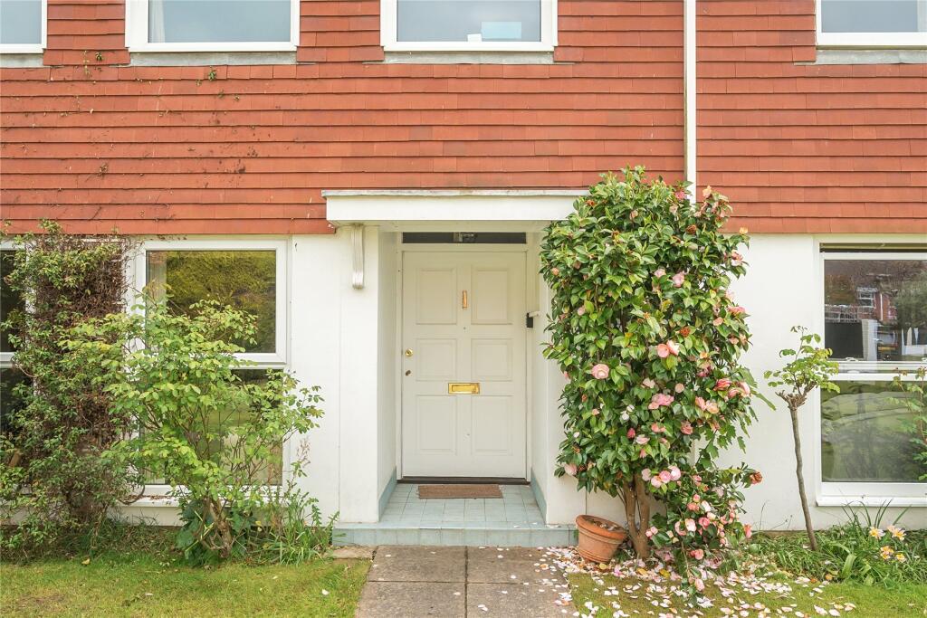 Main image of property: Deans Court, Milford on Sea, Lymington, Hampshire, SO41