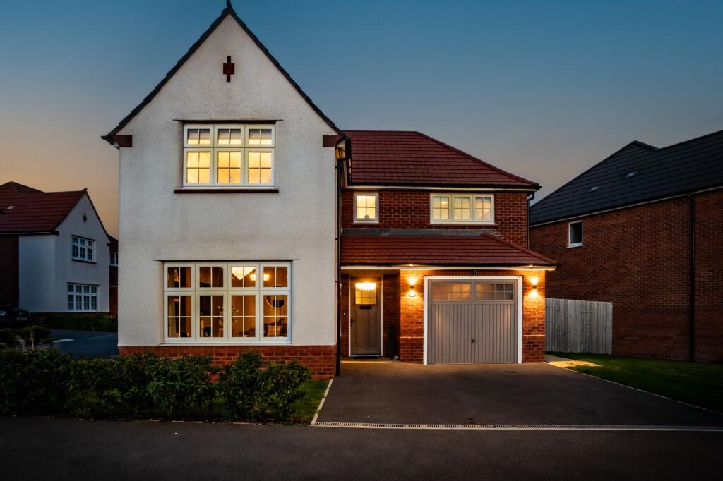 4-bed detached on Ringway Avenue, Woodford, SK7, £695,000